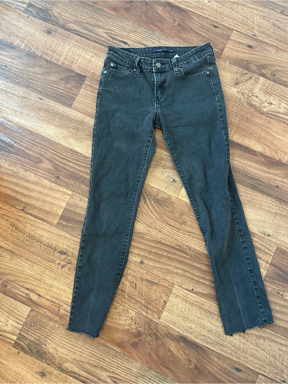 Levi’s Women Black Skinny Jeans 4M